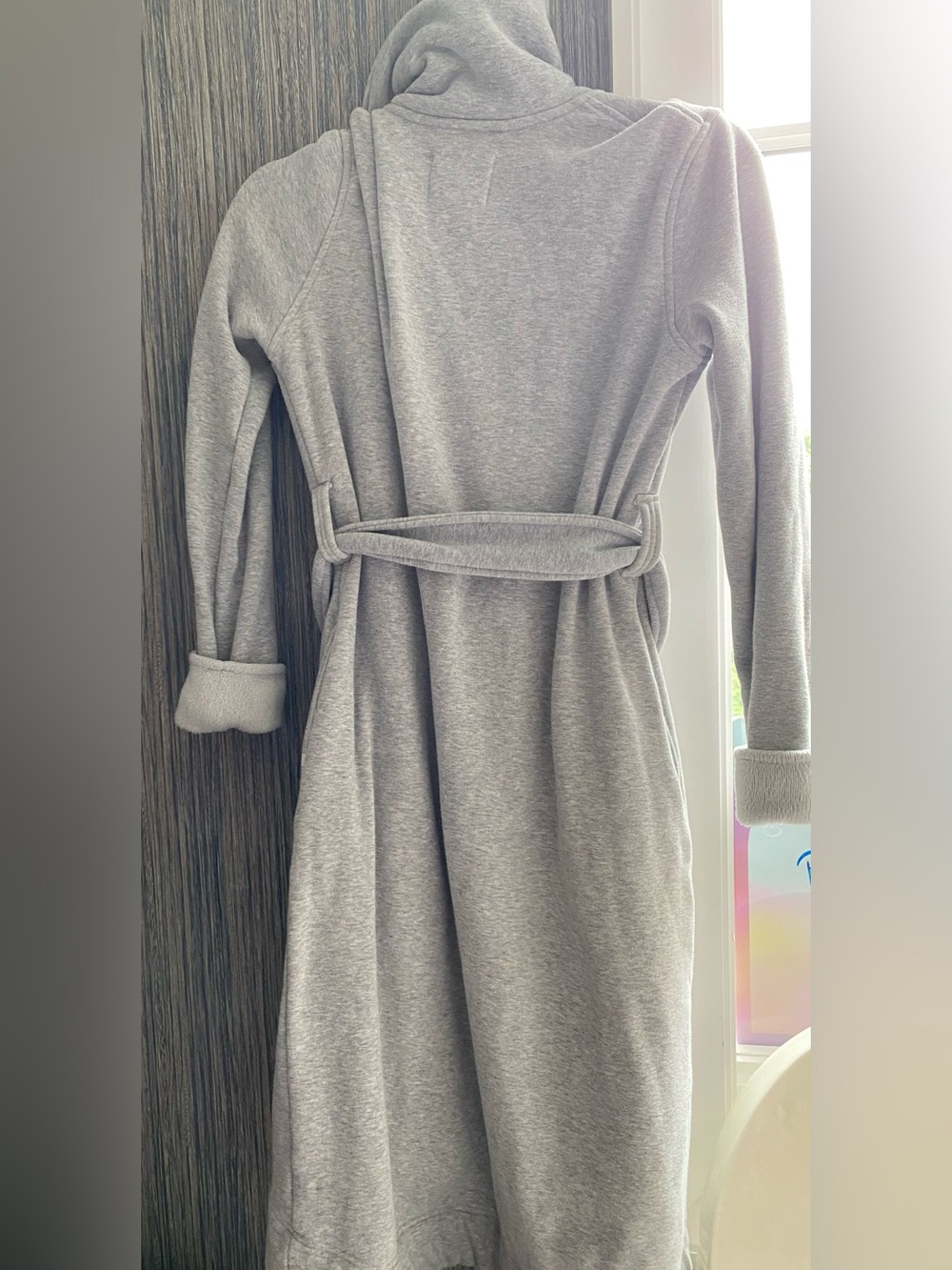 UGG Women's Light Gray Shawl Robe Sz XS - Picture 3 of 4